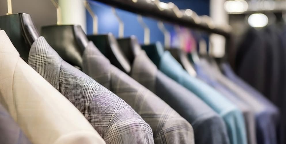 Cover Image for Best Fabrics for Suits in Thailand’s Hot Weather